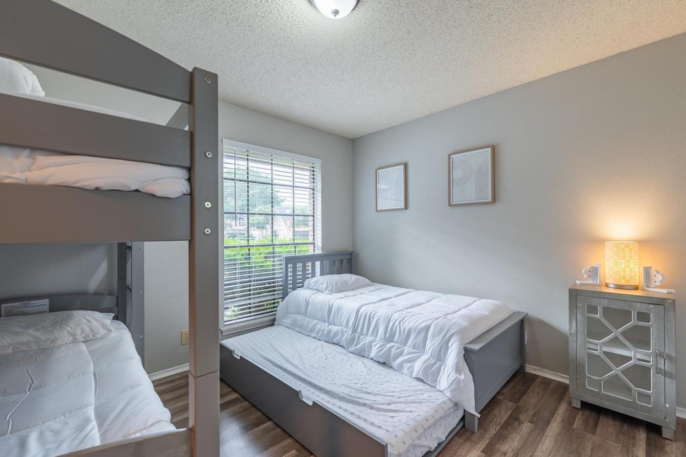 Fun 'N Sun Heated Pool & Gameroom By Fiesta Texas 圣安东尼奥 外观 照片